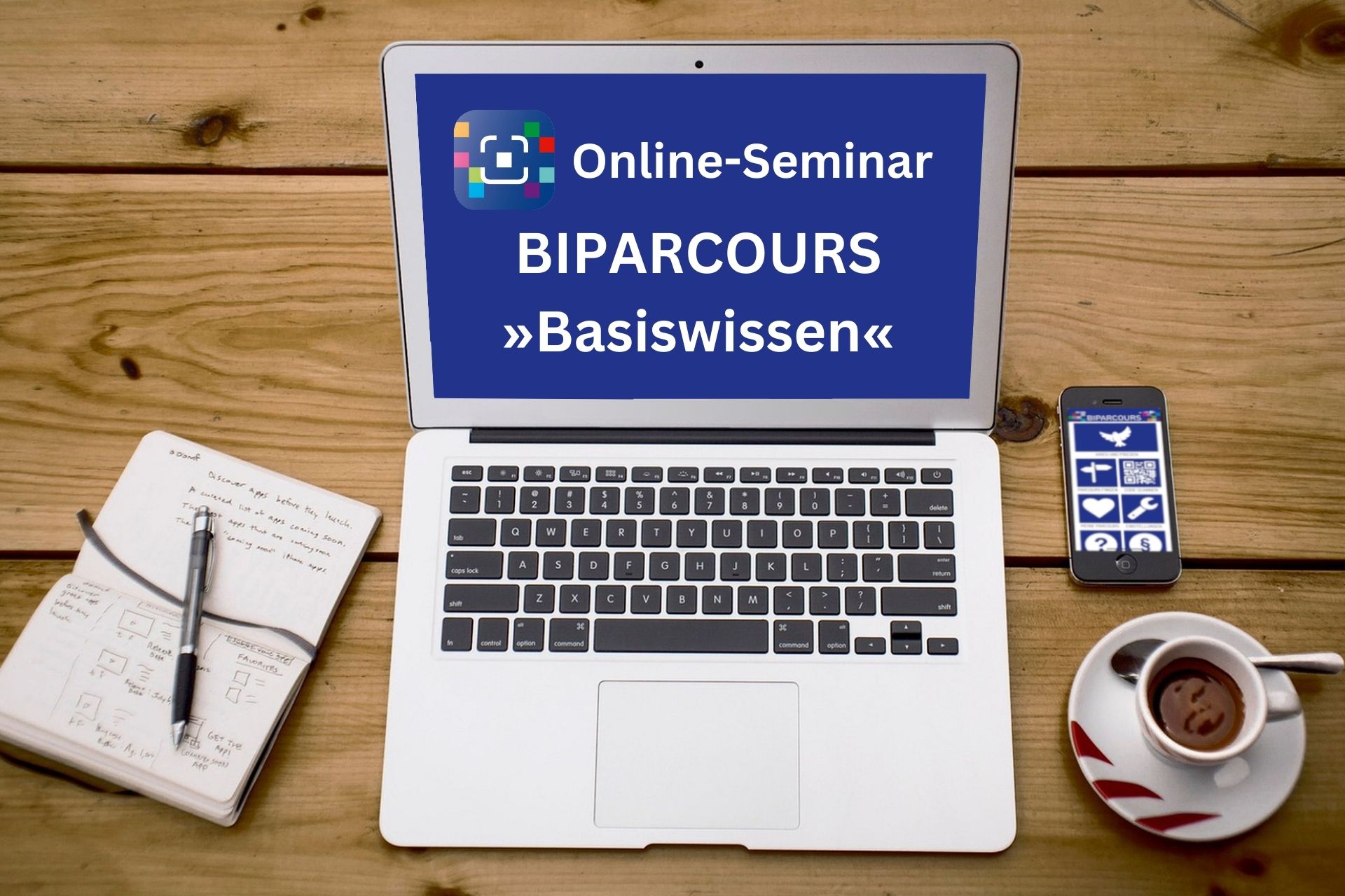 Zettel auf Laptop mit der Aufschrift: Online-Seminar