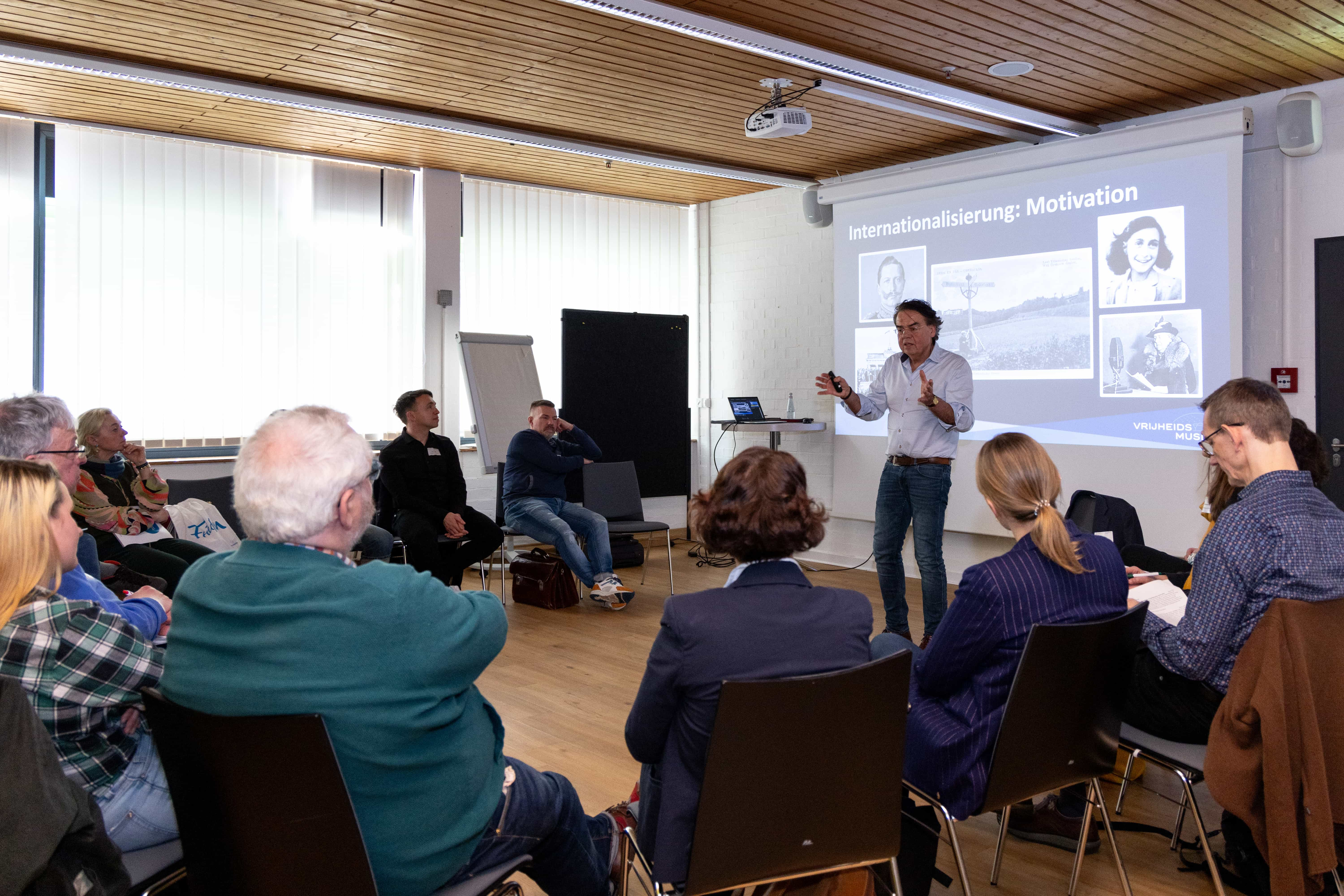 Menschen im Seminar